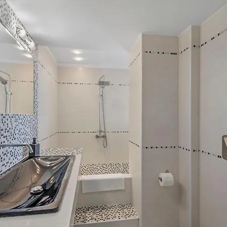 Alimos Front By Zain Apartment Athens