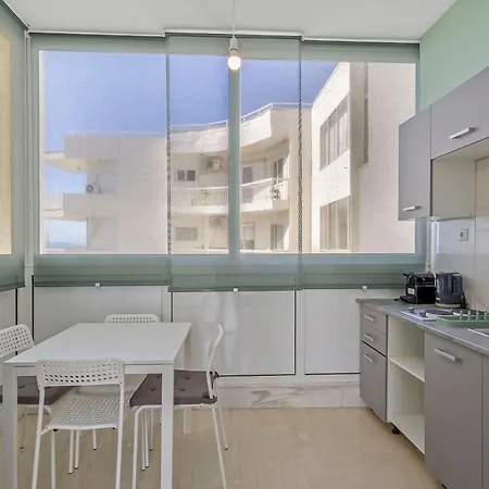 Apartment Alimos Front By Zain